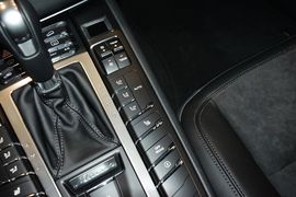 2016款保时捷Macan