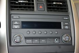 2014款日产阳光1.5XL