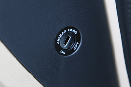 2010款荣威350南京静态评测