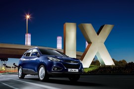 2010款北京现代IX35官图