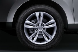 2010款北京现代IX35官图