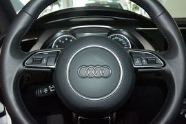 2016款奥迪A4L