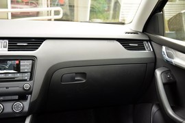 2016款斯柯达明锐1.6L自动创行版