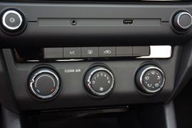 2016款斯柯达明锐1.6L自动创行版