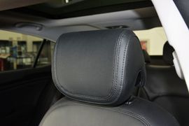 2013款起亚凯尊2.4L商务天窗版