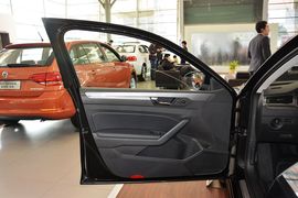 2016款大众帕萨特330TSI