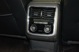2016款大众帕萨特330TSI