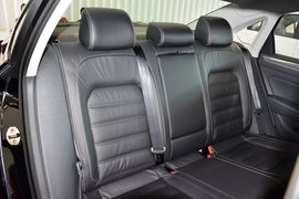 2016款大众帕萨特330TSI