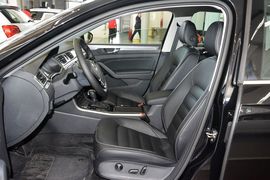2016款大众帕萨特330TSI
