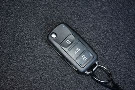 2016款大众帕萨特330TSI