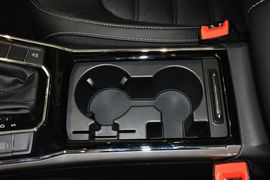 2016款大众帕萨特330TSI