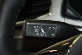 2016款大众帕萨特330TSI