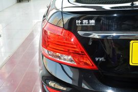 2015款比亚迪速锐1.5L手动舒适型