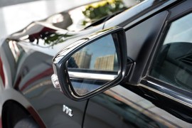 2015款比亚迪速锐1.5L手动舒适型