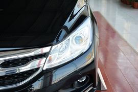 2015款比亚迪速锐1.5L手动舒适型