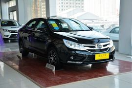 2015款比亚迪速锐1.5L手动舒适型