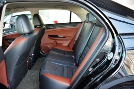 2015款比亚迪速锐1.5L手动舒适型