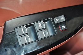 2015款比亚迪速锐1.5L手动舒适型