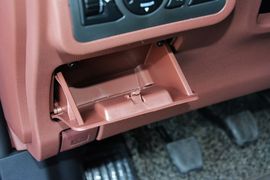 2015款比亚迪速锐1.5L手动舒适型