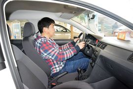 2015款大众桑塔纳-尚纳1.6L手动风尚版
