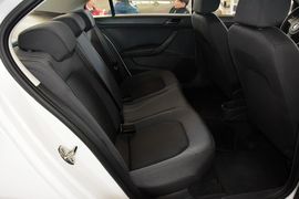 2015款大众桑塔纳-尚纳1.6L手动风尚版