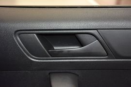 2015款大众桑塔纳-尚纳1.6L手动风尚版