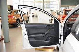 2015款大众桑塔纳-尚纳1.6L手动风尚版