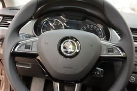 2016款斯柯达明锐1.6L自动智行版