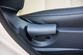 2016款海马福美来1.6L手动品尚型升级版