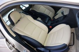 2016款海马福美来1.6L手动品尚型升级版