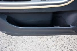 2016款海马福美来1.6L手动品尚型升级版