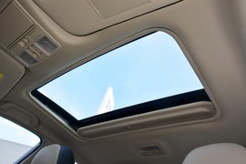 2016款海马福美来1.6L手动品尚型升级版