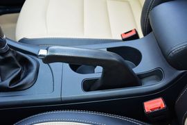 2016款海马福美来1.6L手动品尚型升级版