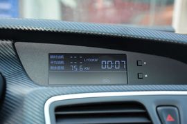 2016款海马福美来1.6L手动品尚型升级版