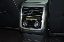 2016款大众帕萨特280TSI