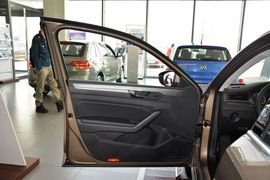 2016款大众帕萨特280TSI