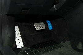 2010款马自达睿翼轿跑车上市现场实拍