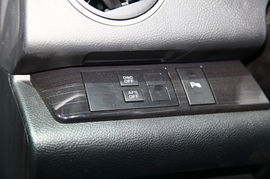 2010款马自达睿翼轿跑车上市现场实拍