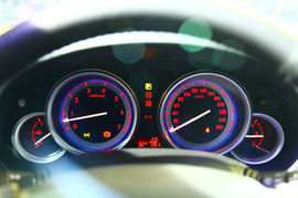 2010款马自达睿翼轿跑车上市现场实拍