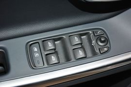 2016款沃尔沃V60