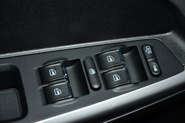 2016款奇瑞瑞虎5