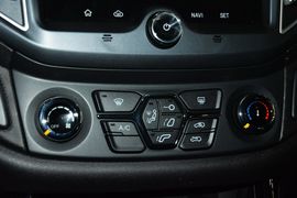 2016款奇瑞瑞虎5