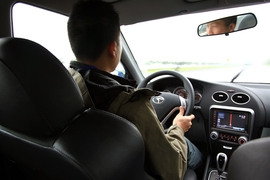 2010款东南菱悦CVT风采版试驾