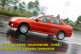 2010款东南菱悦CVT风采版试驾