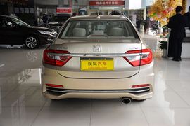2016款本田凌派1.8L