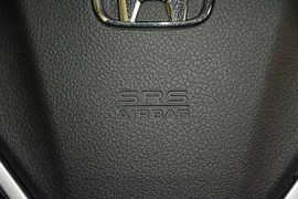 2016款本田凌派1.8L