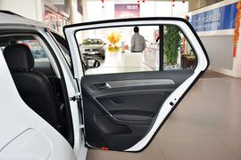 2016款大众高尔夫1.4TSI自动豪华型