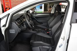 2016款大众高尔夫1.4TSI自动豪华型
