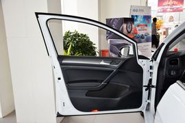 2016款大众高尔夫1.4TSI自动豪华型