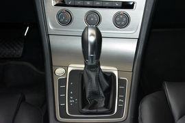 2016款大众高尔夫1.4TSI自动豪华型